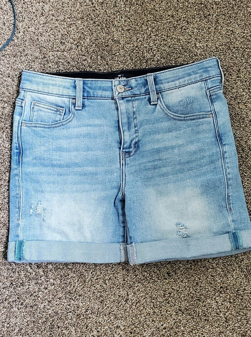 Light Wash Denim Roll-Cuff Women’s Shorts